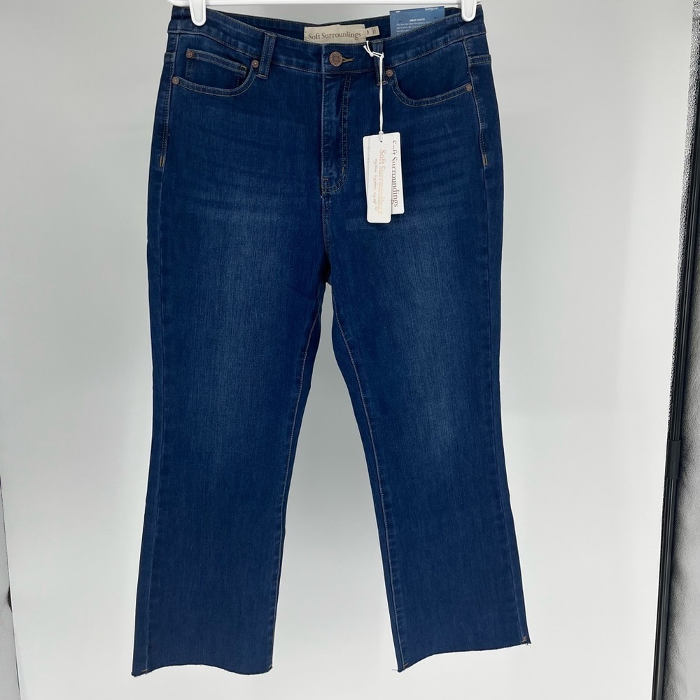 SOFT SURROUNDINGS NWT THE ULTIMATE CROPPED BOOTCUT JEANS RIPPLE BLUE WASH PETITE - Picture 2 of 16